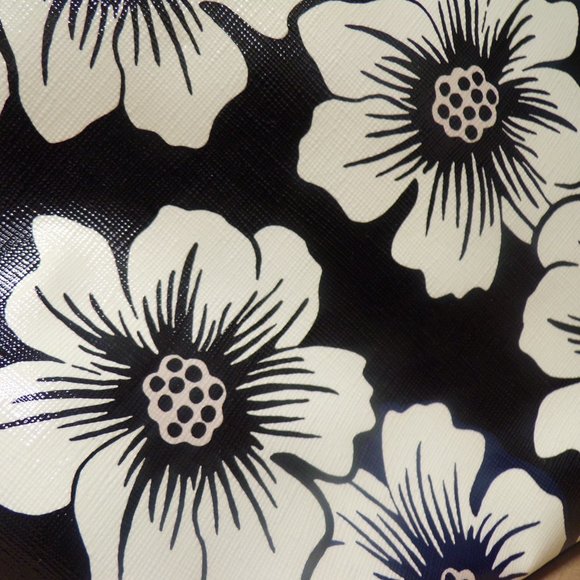 HANDBAG - Picture 4 of 4